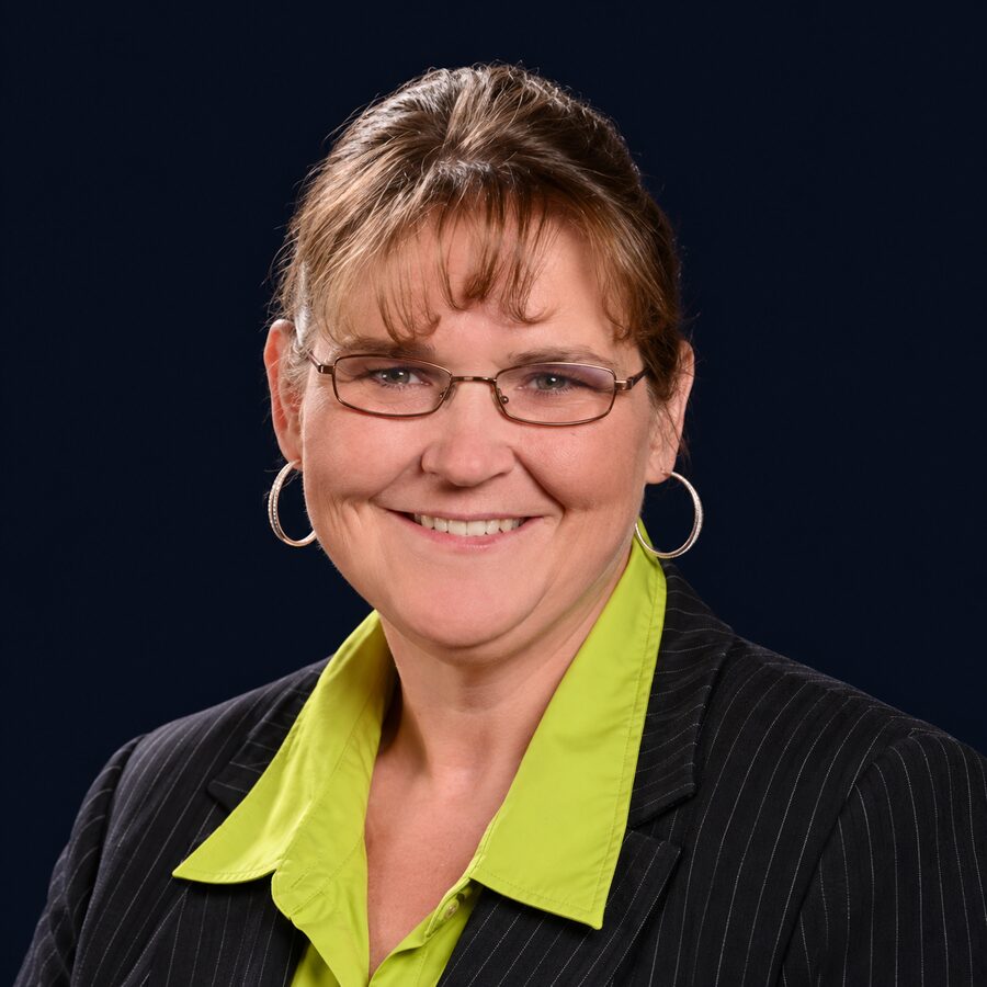 Portrait of Lora Arnold